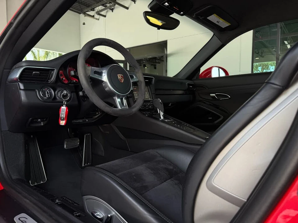 2015 Porsche 991 Carrera GTS - Image 22 of 31