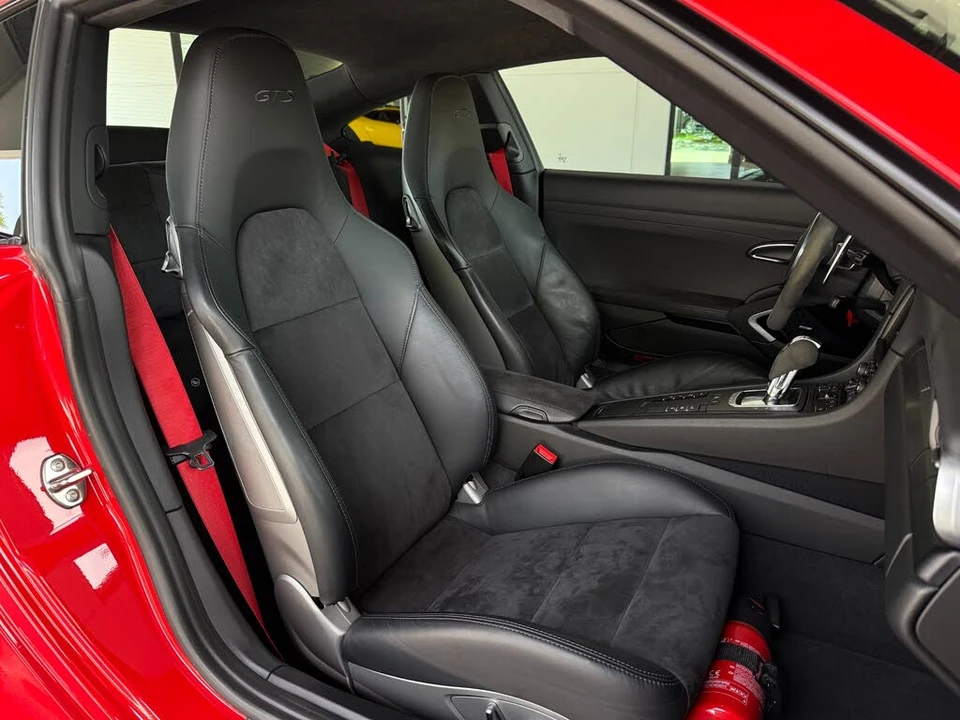 2015 Porsche 991 Carrera GTS - Image 27 of 31