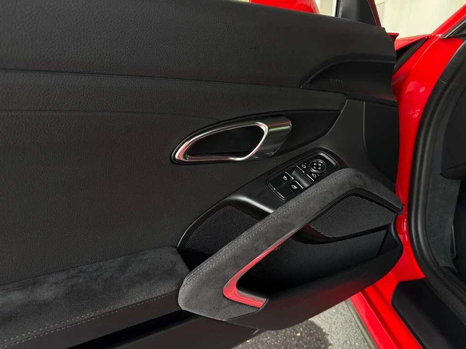 2015 Porsche 991 Carrera GTS - Image 23 of 31