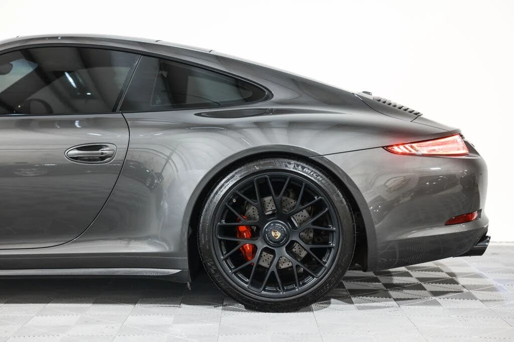 2015 Porsche 991 Carrera GTS - Image 17 of 31