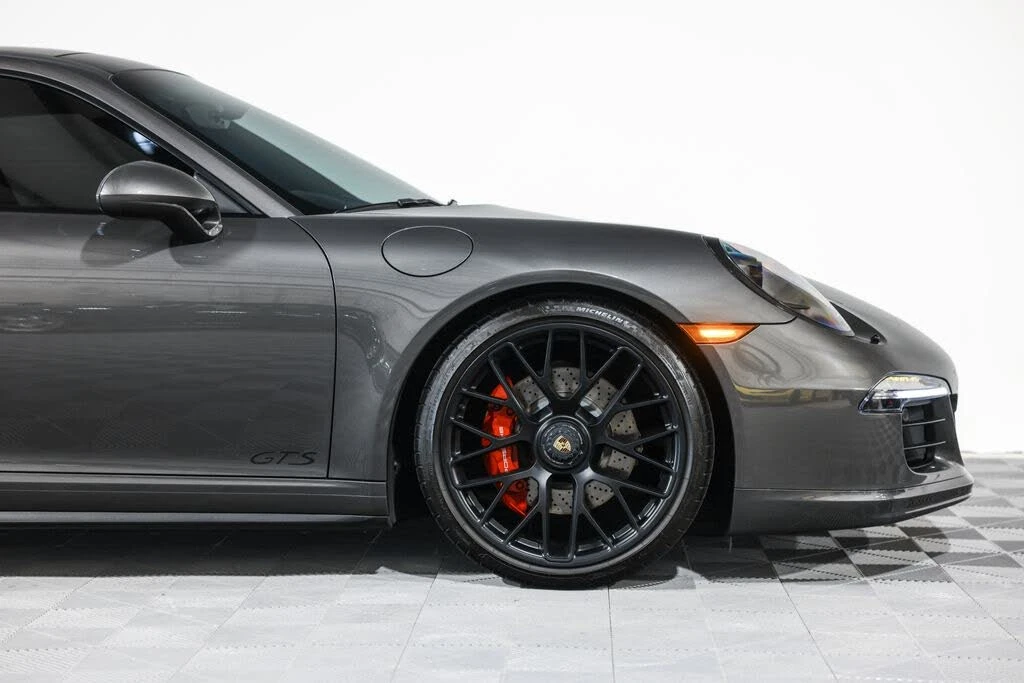 2015 Porsche 991 Carrera GTS - Image 5 of 31