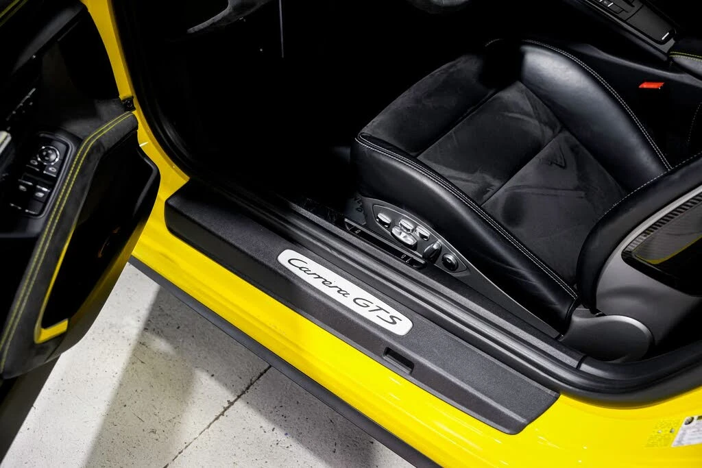 2015 Porsche 991 Carrera GTS - Image 24 of 31