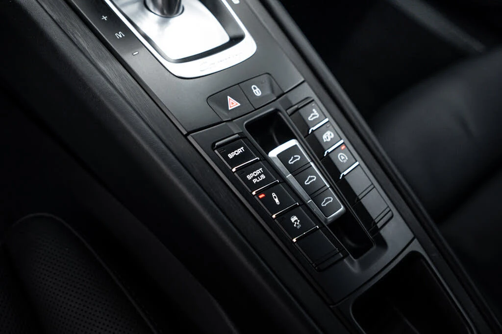2015 Porsche 991 Carrera GTS - Image 17 of 27