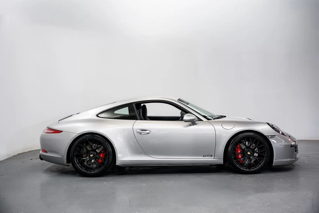 2015 Porsche 991 Carrera GTS - Image 2 of 31