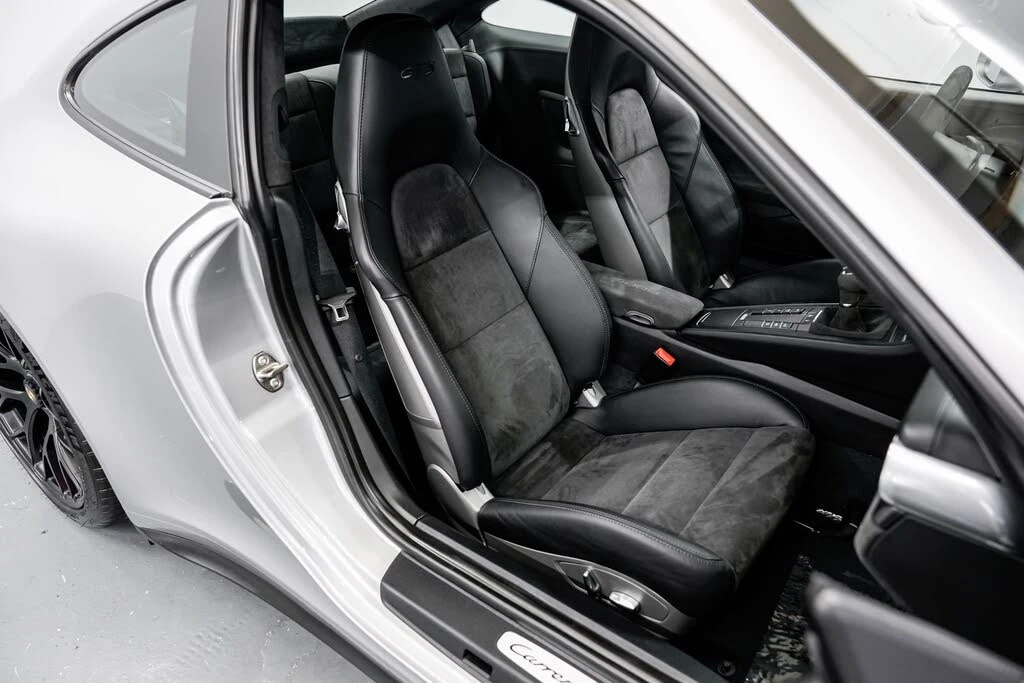 2015 Porsche 991 Carrera GTS - Image 28 of 31