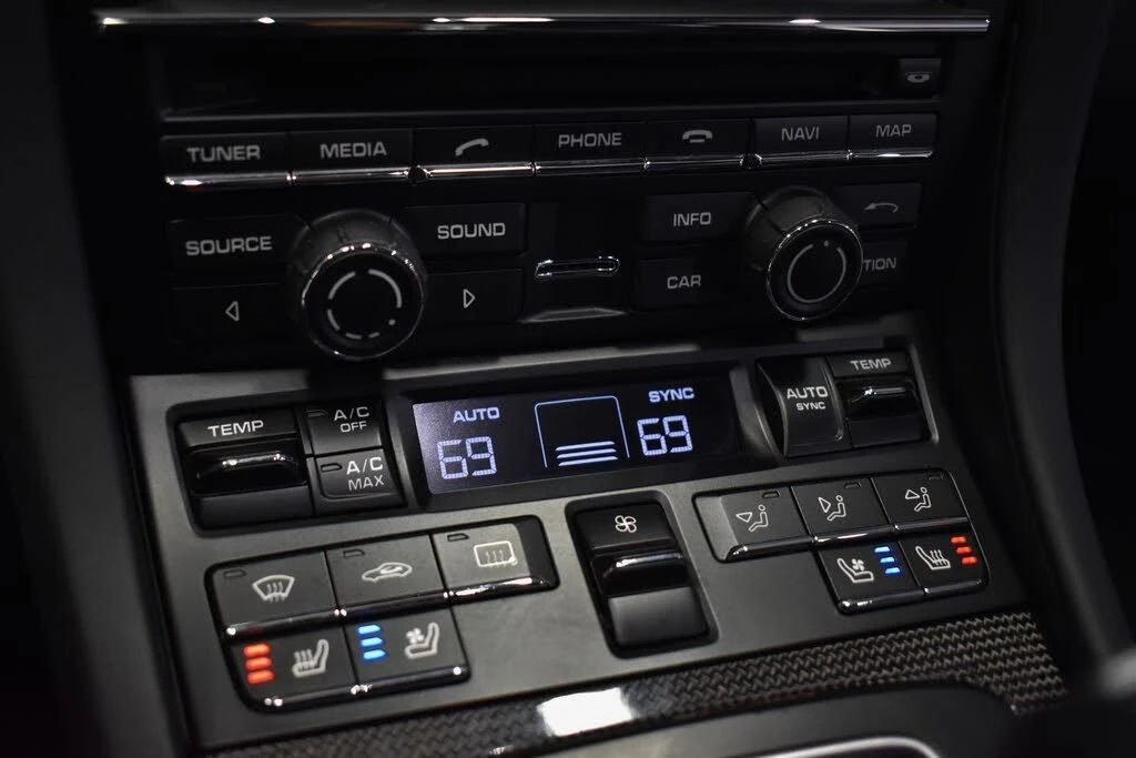 2015 Porsche 991 Carrera GTS - Image 17 of 26