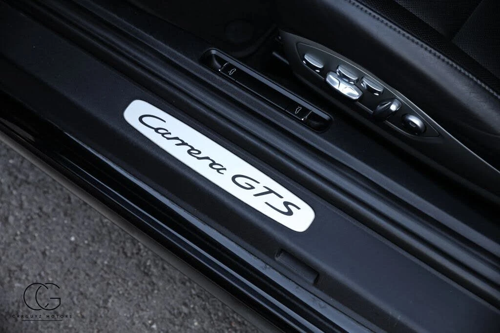 2015 Porsche 991 Carrera GTS - Image 28 of 31