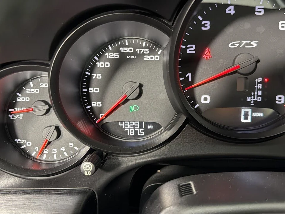 2015 Porsche 991 Carrera GTS - Image 23 of 30