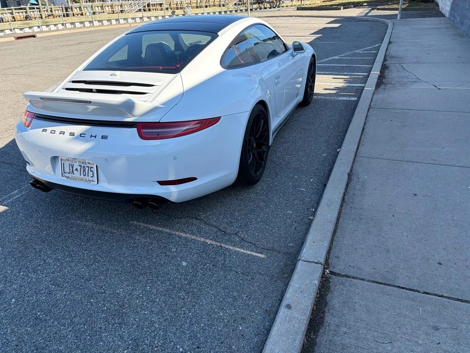 2015 Porsche 991 Carrera GTS - Image 16 of 31