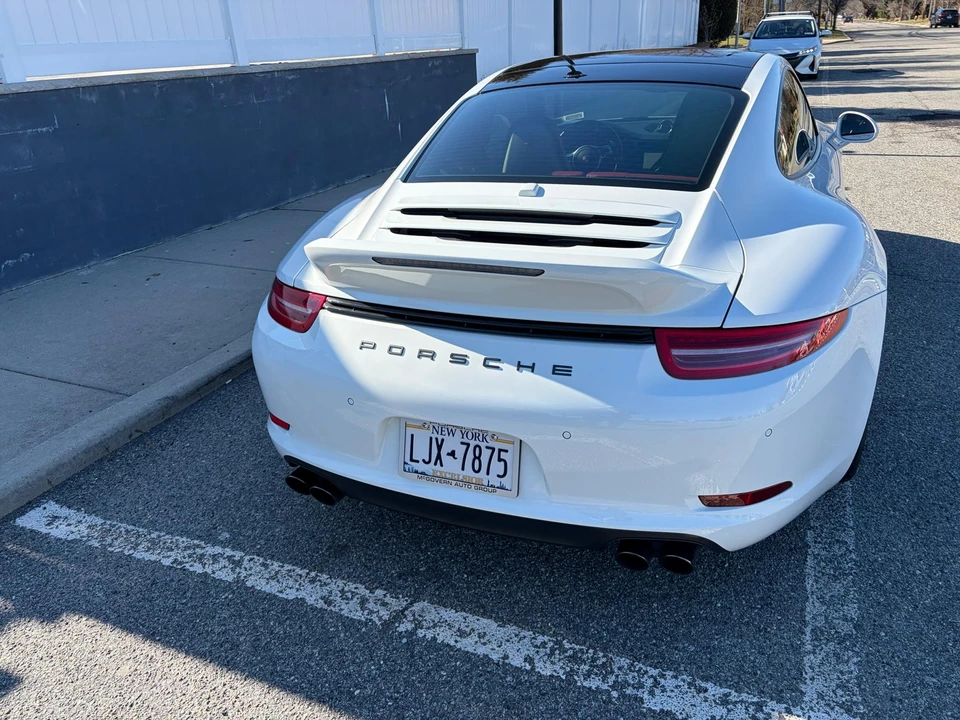 2015 Porsche 991 Carrera GTS - Image 15 of 31