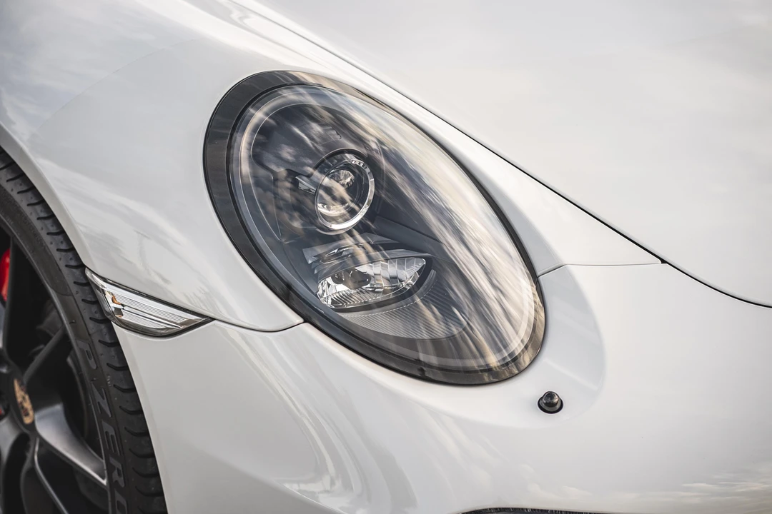 2015 Porsche 991 Carrera - Image 22 of 31