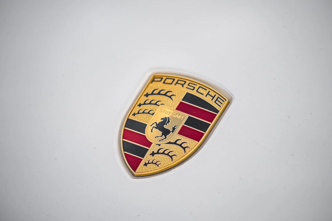 2015 Porsche 991 Carrera - Image 28 of 31