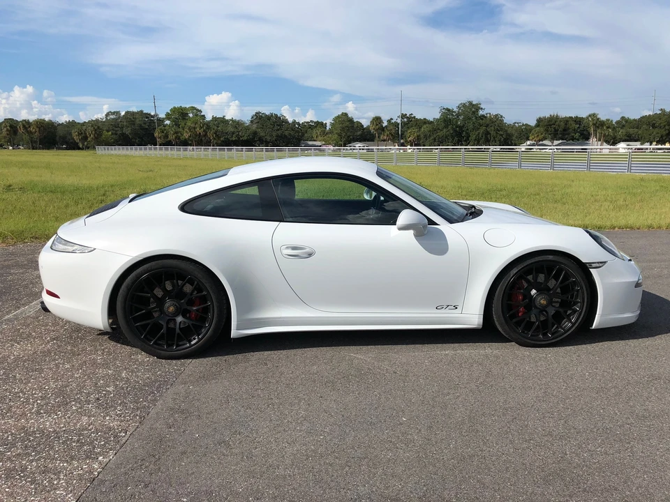 2015 Porsche 991 Carrera GTS - Image 5 of 10