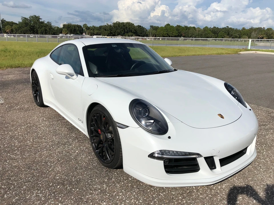 2015 Porsche 991 Carrera GTS - Image 9 of 31