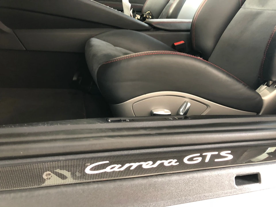 2015 Porsche 991 Carrera GTS - Image 26 of 31