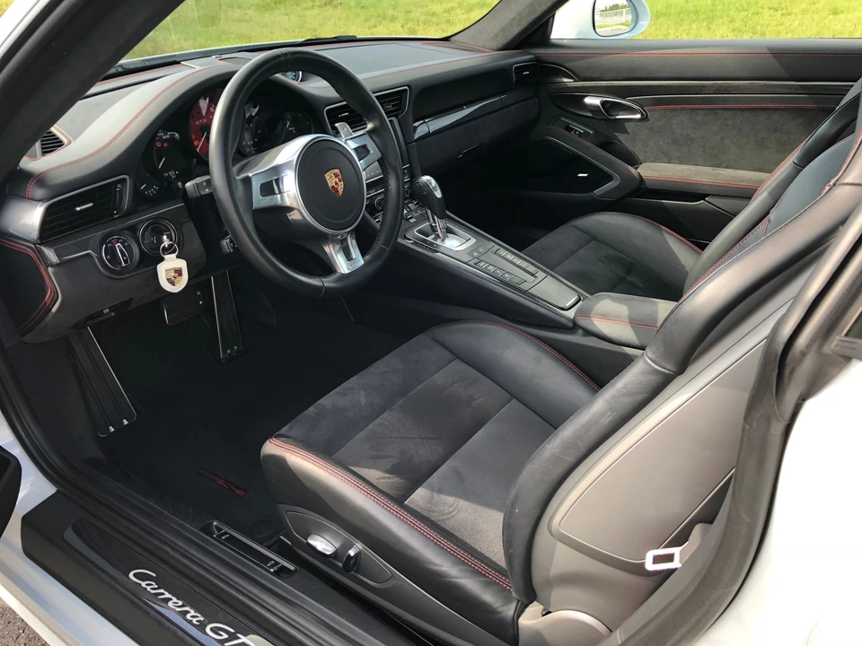 2015 Porsche 991 Carrera GTS - Image 18 of 31