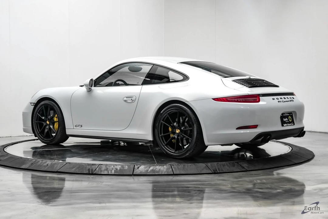 2015 Porsche 991 Carrera GTS - Image 9 of 31
