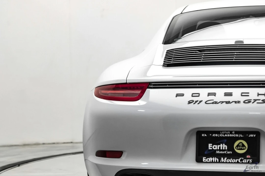 2015 Porsche 991 Carrera GTS - Image 13 of 31