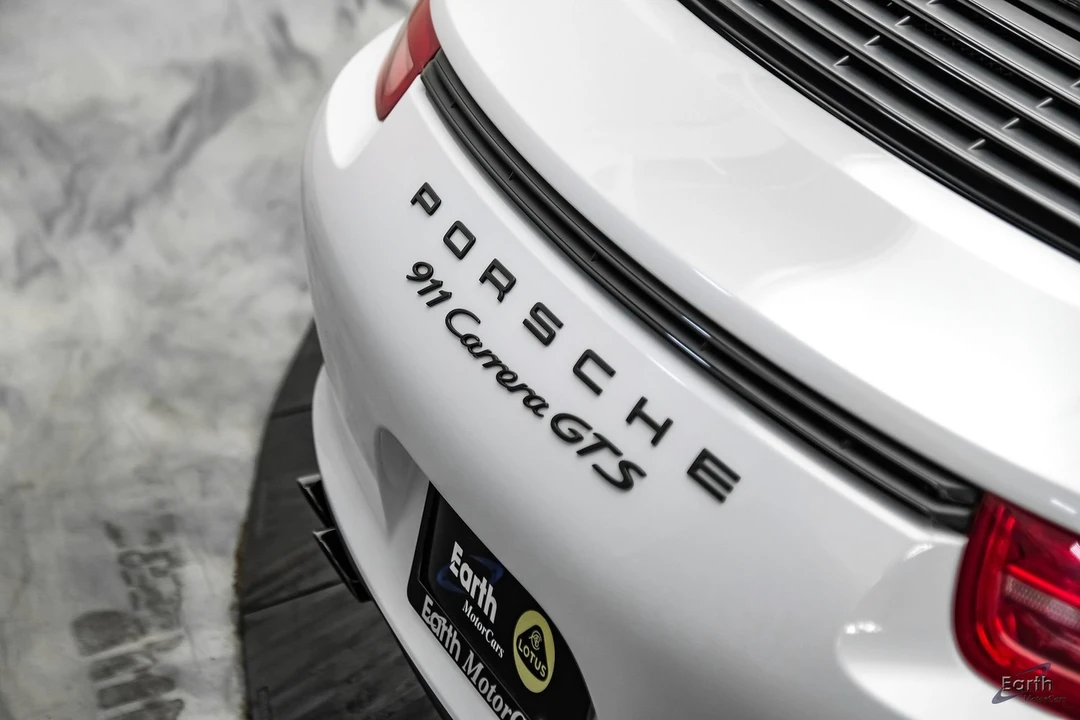 2015 Porsche 991 Carrera GTS - Image 14 of 31