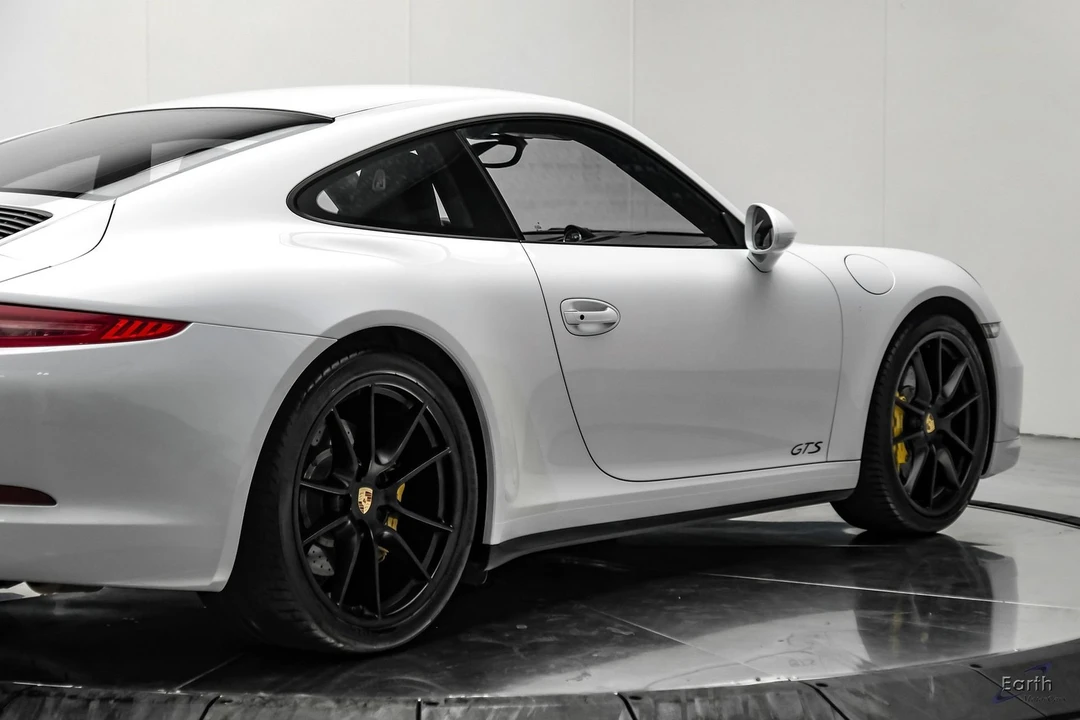 2015 Porsche 991 Carrera GTS - Image 17 of 31