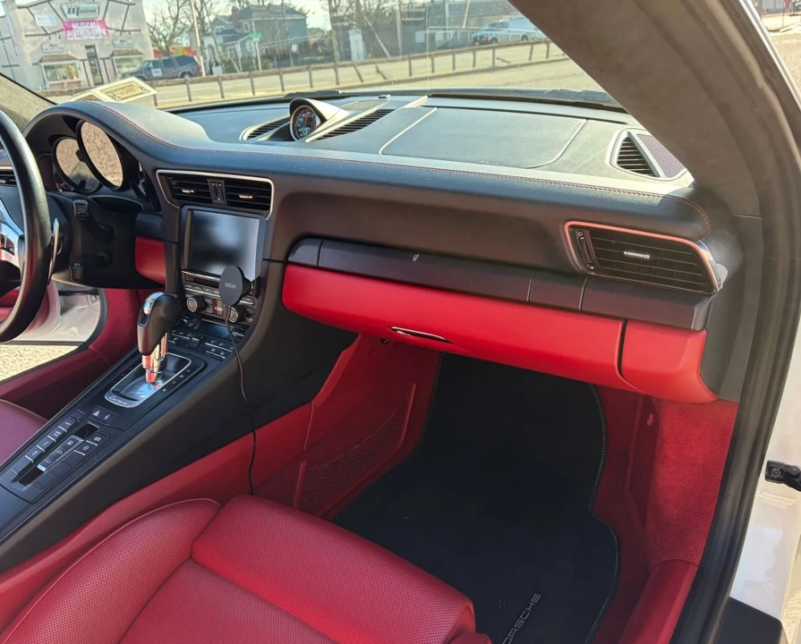 2015 Porsche 991 Carrera GTS - Image 4 of 4