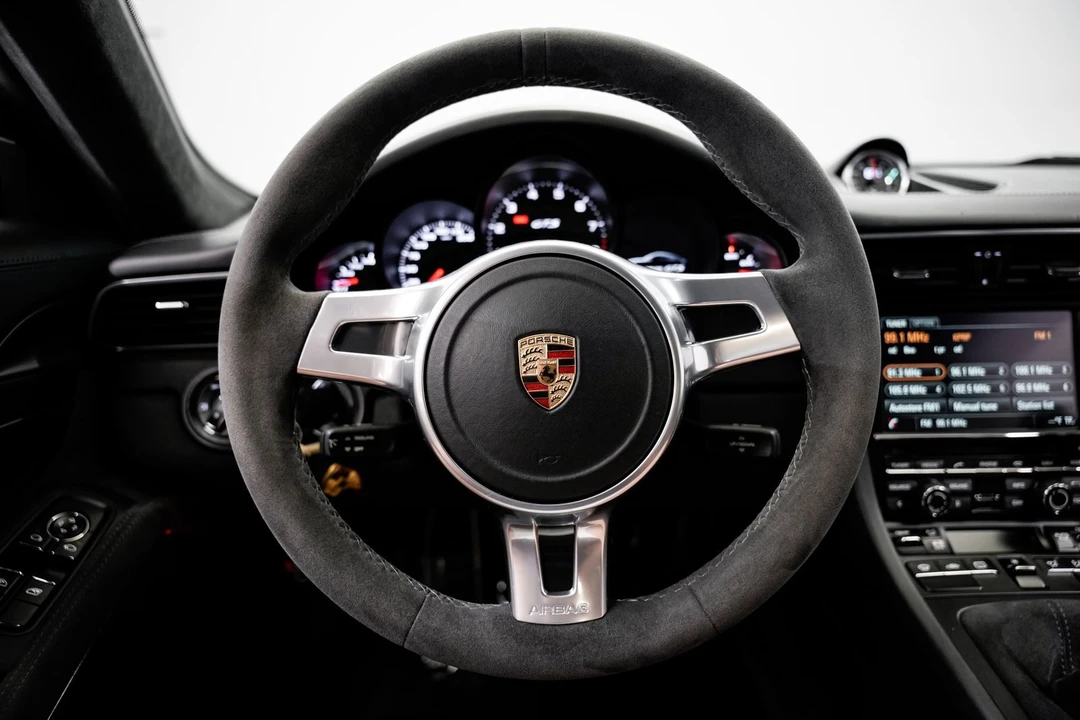 2015 Porsche 991 Carrera GTS - Image 10 of 31