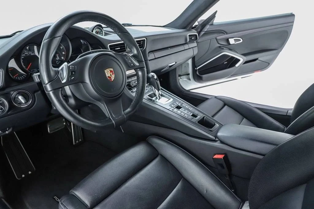 2015 Porsche 991 Carrera GTS - Image 4 of 5