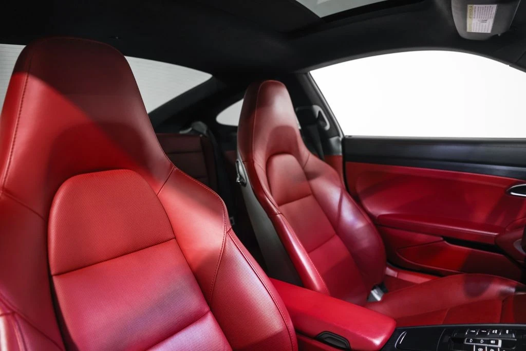 2015 Porsche 991 Carrera GTS - Image 28 of 31