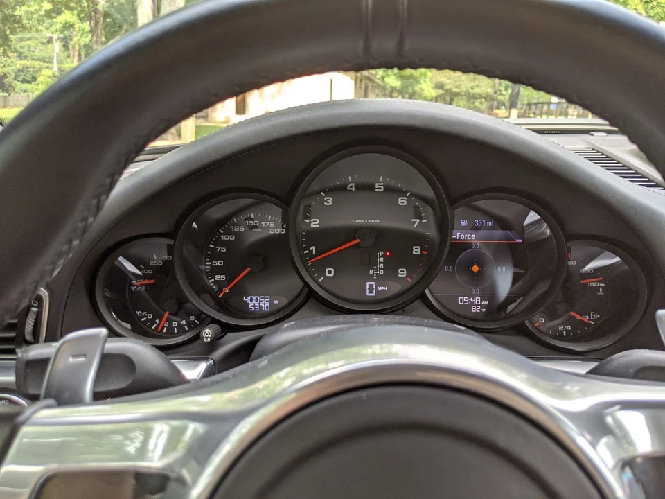 2015 Porsche 991 Carrera - Image 9 of 10