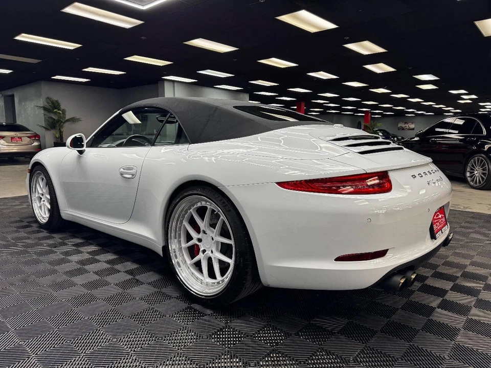 2015 Porsche 991 Carrera S - Image 15 of 21