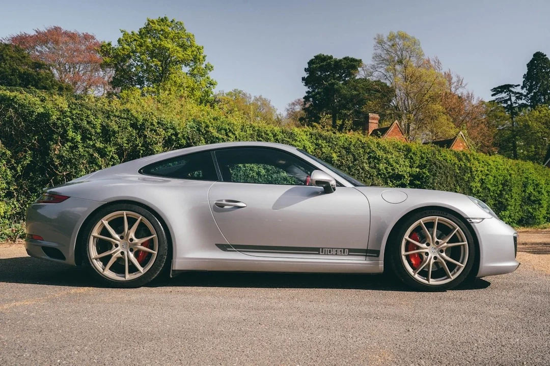 2015 Porsche 991 Carrera S - Image 5 of 30