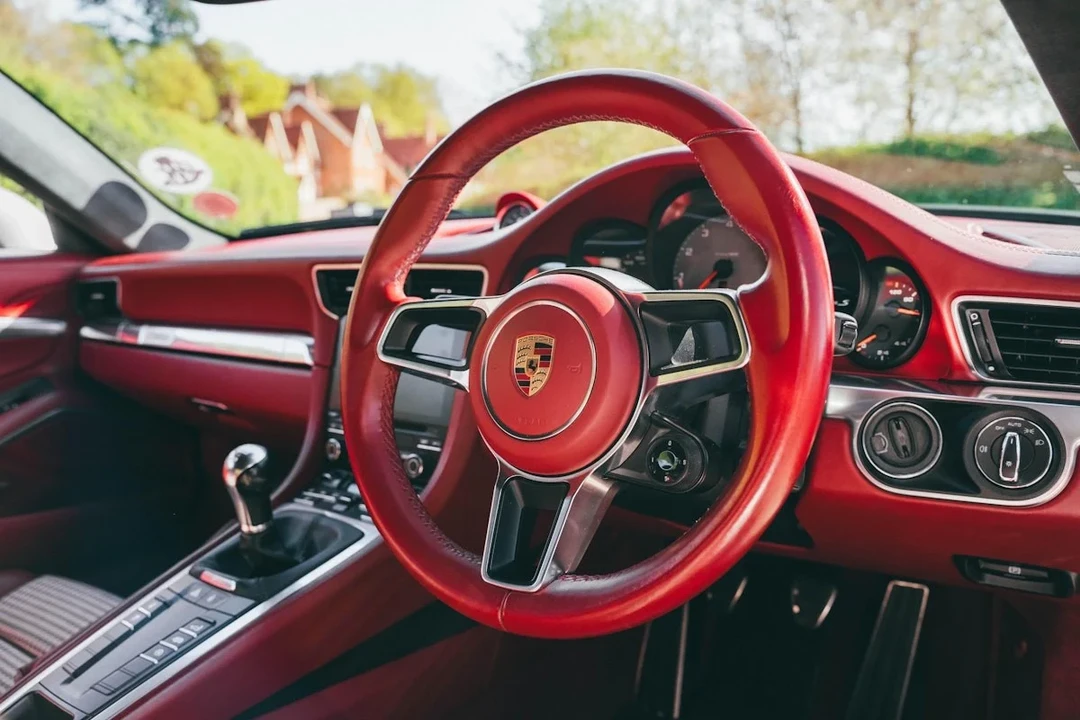 2015 Porsche 991 Carrera S - Image 11 of 30