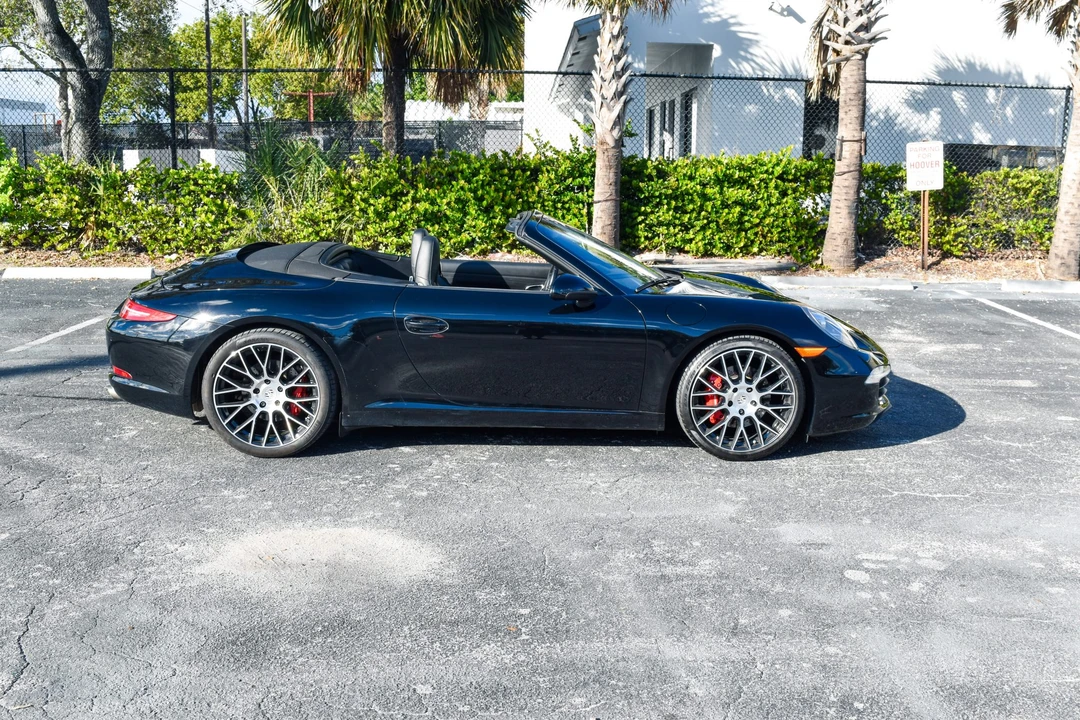 2015 Porsche 991 Carrera S - Image 16 of 31