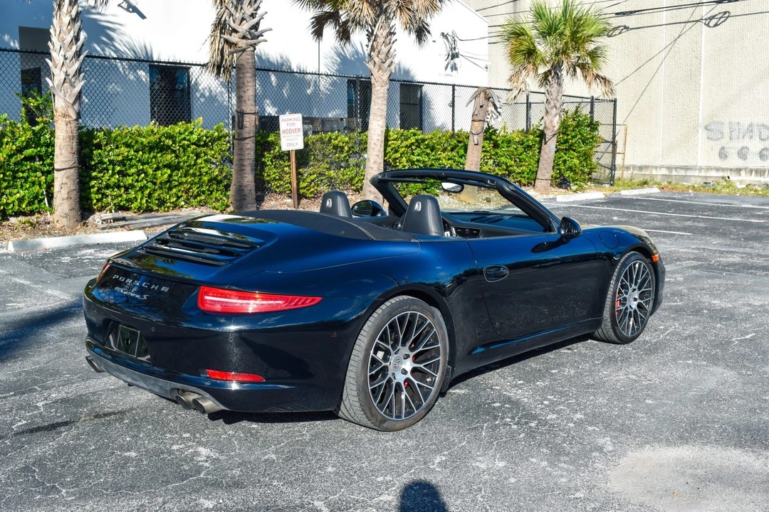 2015 Porsche 991 Carrera S - Image 25 of 31