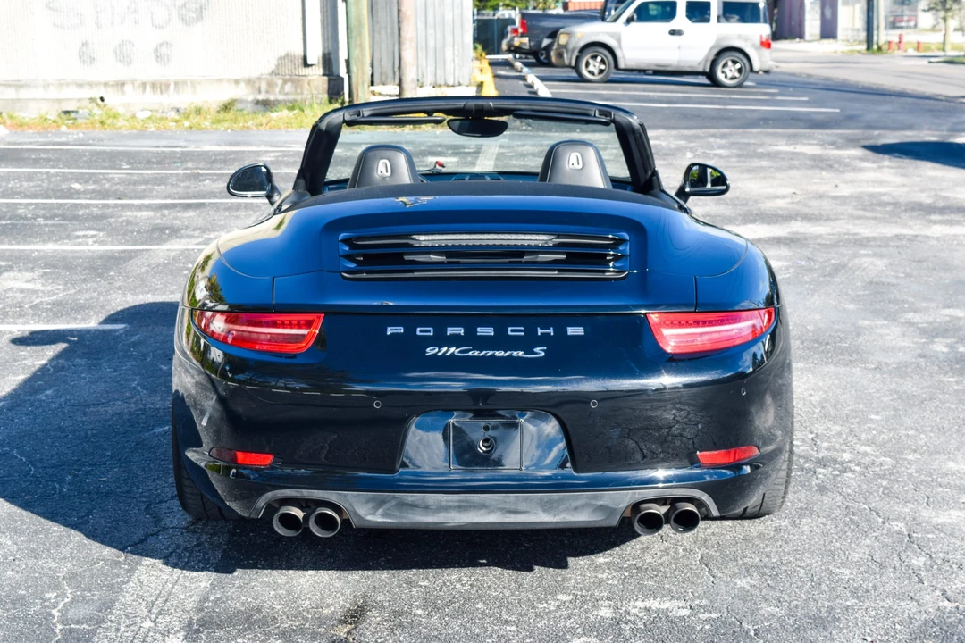 2015 Porsche 991 Carrera S - Image 27 of 31