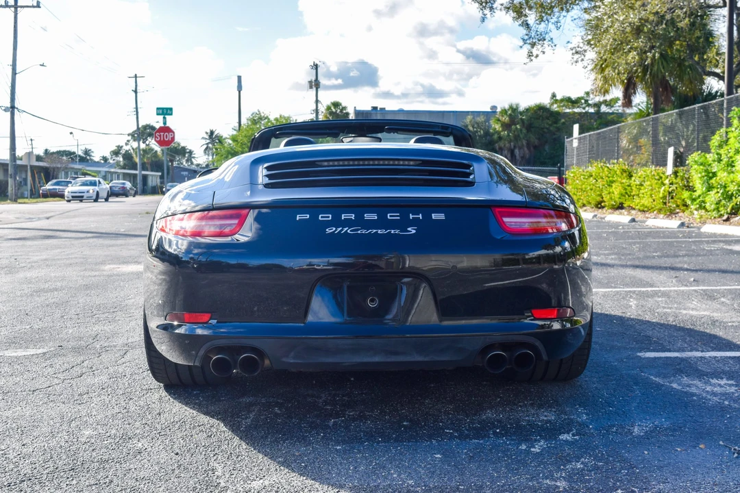 2015 Porsche 991 Carrera S - Image 28 of 31