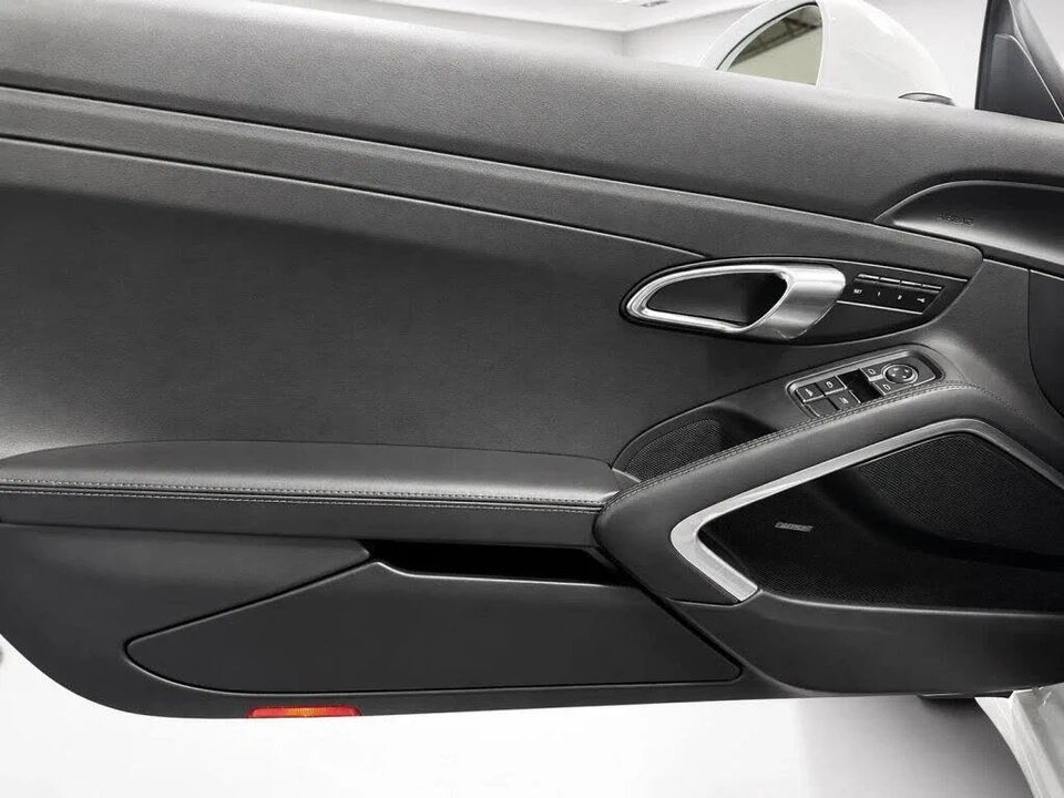 2015 Porsche 991 Carrera S - Image 17 of 31