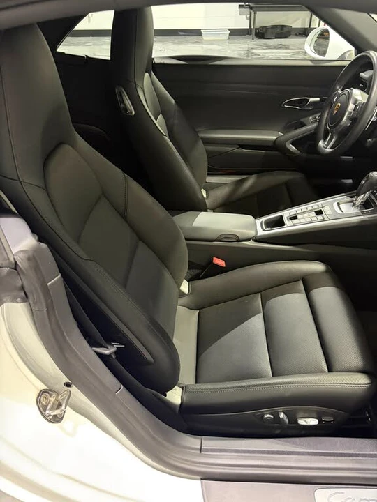2015 Porsche 991 Carrera S - Image 25 of 31