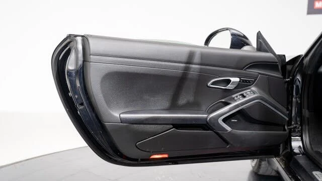 2015 Porsche 991 Carrera S - Image 23 of 31