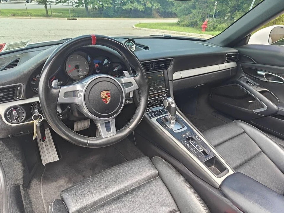 2015 Porsche 991 Carrera S - Image 15 of 31