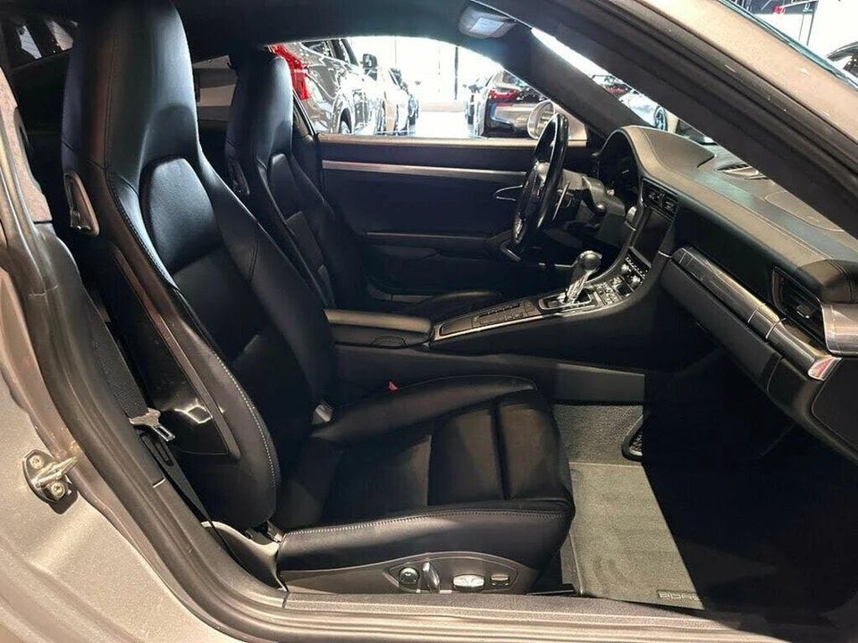 2015 Porsche 991 Carrera S - Image 25 of 28