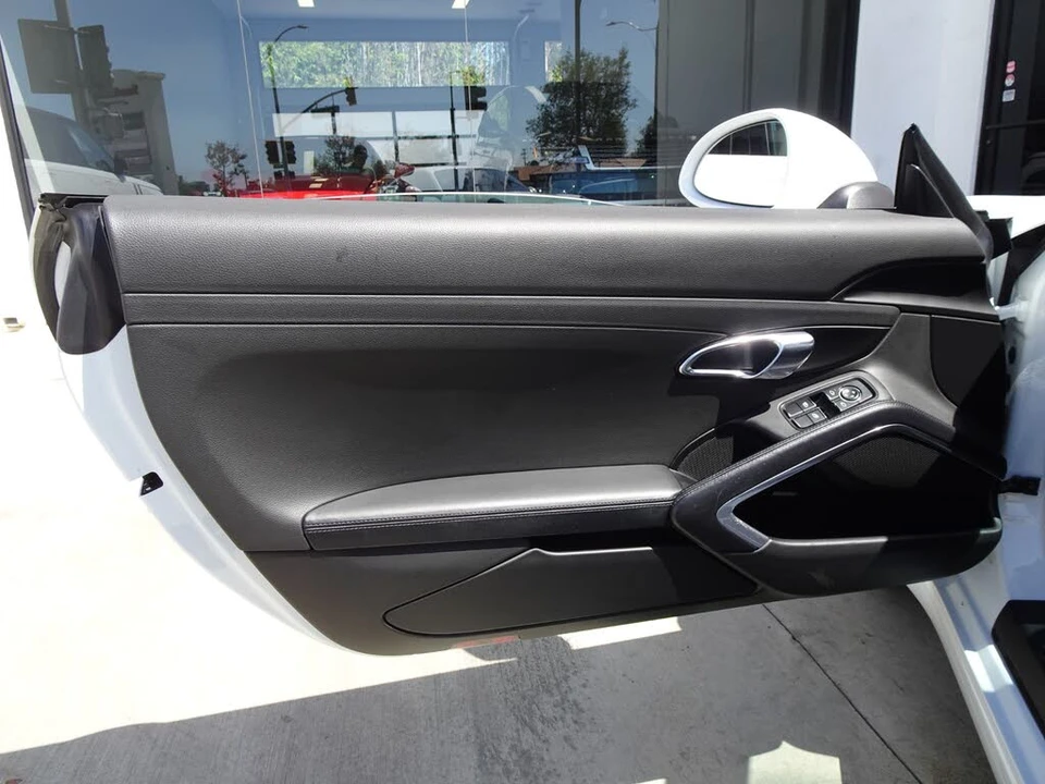 2015 Porsche 991 Carrera S - Image 18 of 24