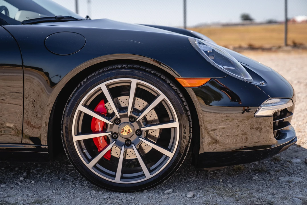 2015 Porsche 991 Carrera S - Image 28 of 31