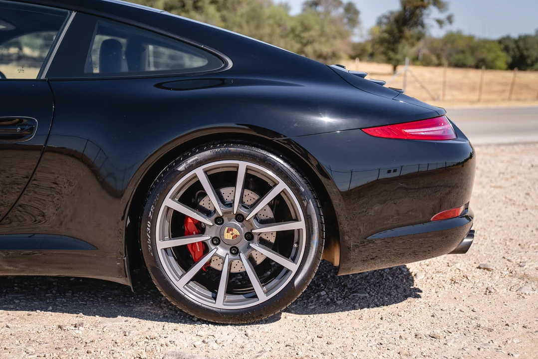 2015 Porsche 991 Carrera S - Image 22 of 31