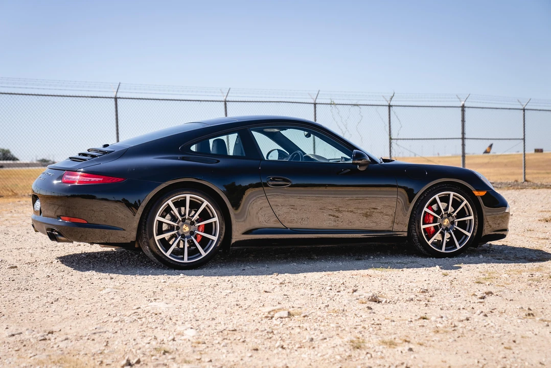 2015 Porsche 991 Carrera S - Image 11 of 31