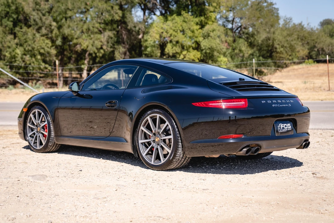 2015 Porsche 991 Carrera S - Image 8 of 31