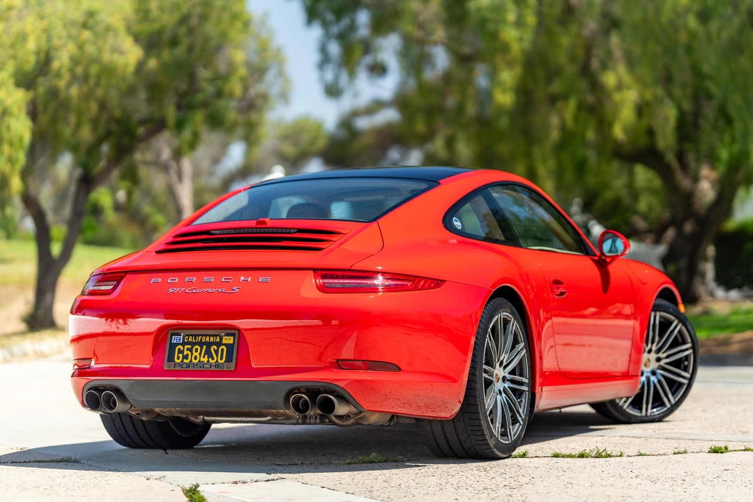 2015 Porsche 991 Carrera S - Image 9 of 31