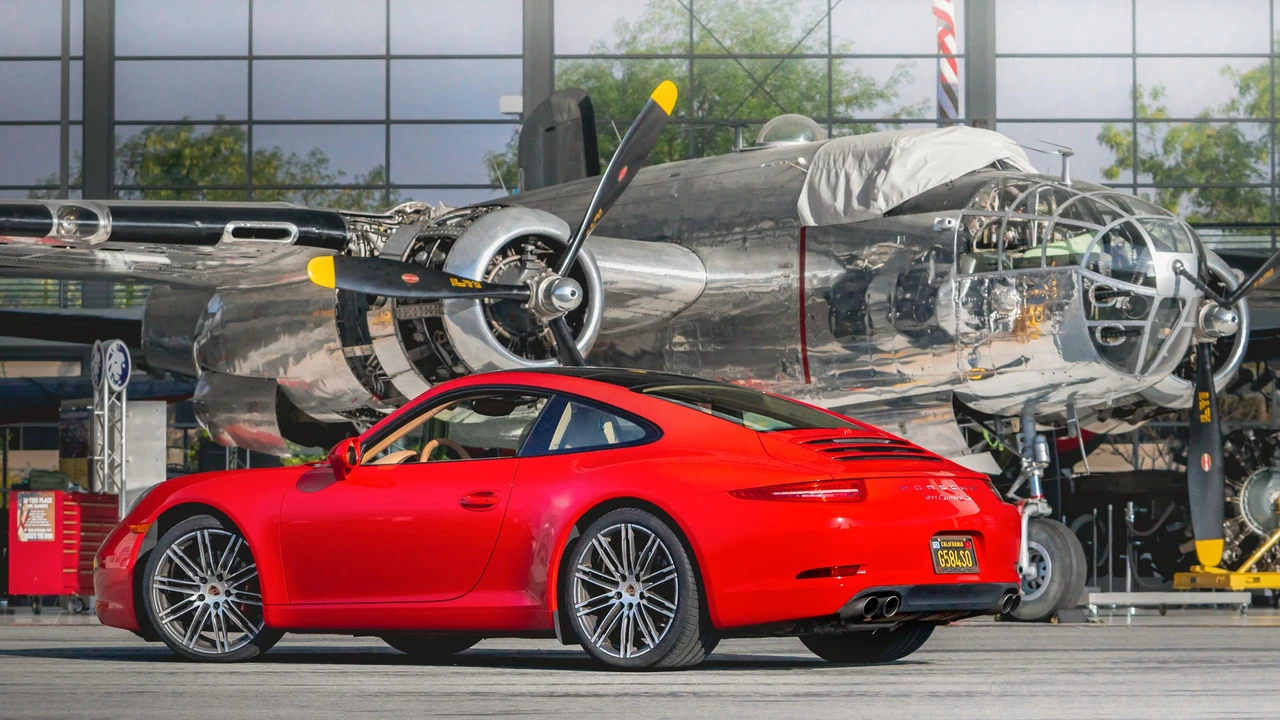 2015 Porsche 991 Carrera S - Image 8 of 31