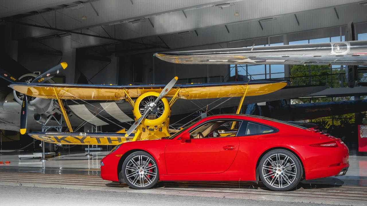 2015 Porsche 991 Carrera S - Image 7 of 31