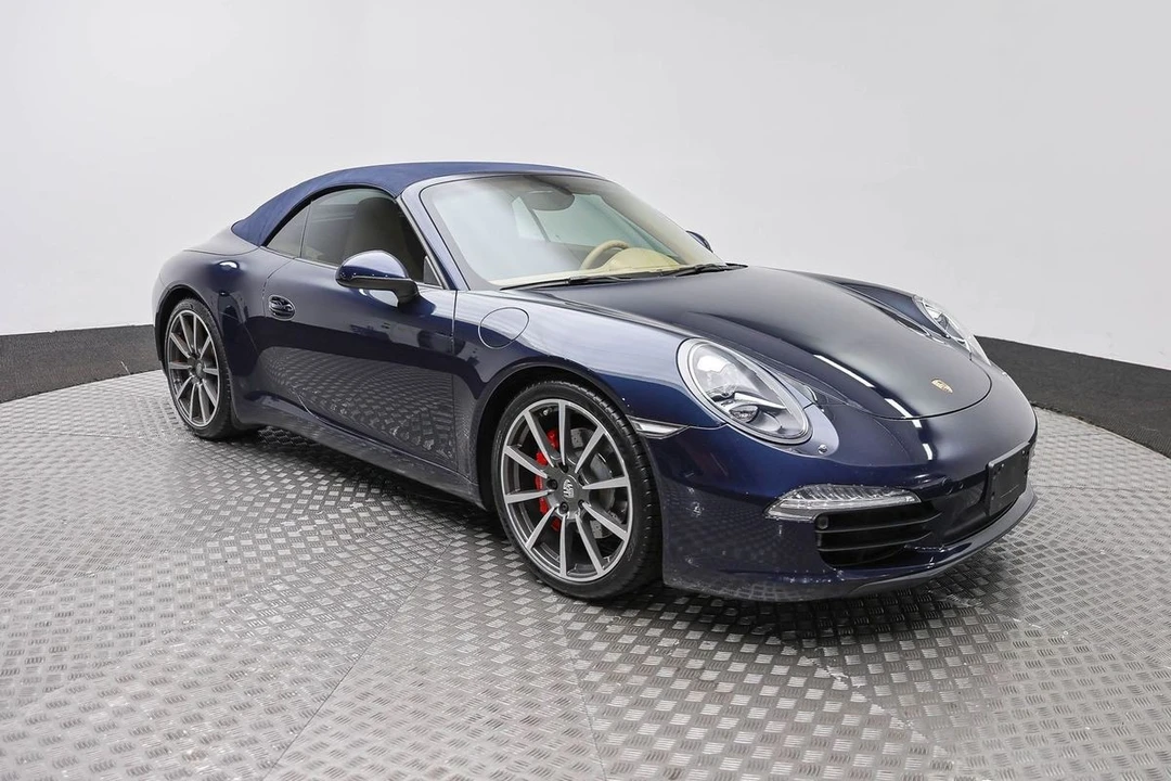 2015 Porsche 991 Carrera S - Image 11 of 31